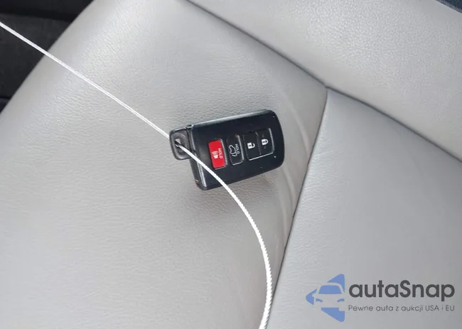 2T3DFREV1HW661083: 42640687