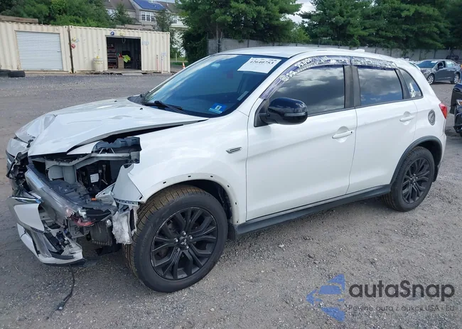 JA4AR3AU5JU004532: 42640753