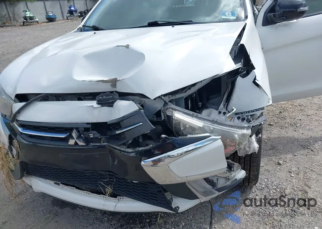 JA4AR3AU5JU004532: 42640753