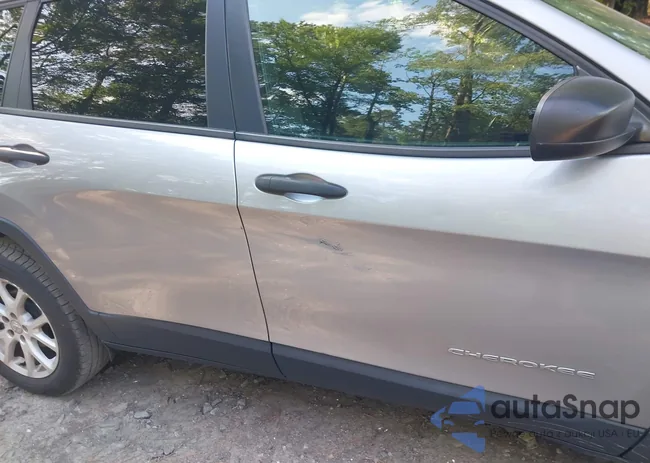 1C4PJLAB5HW596468: 42640784