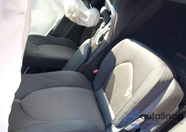 4T1C11AK2RU850830: 42640822