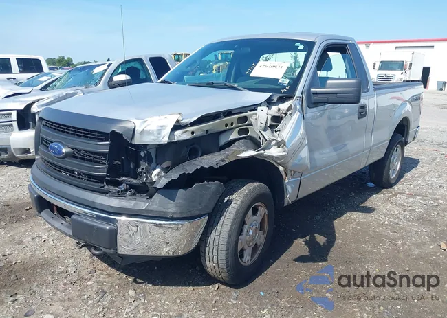 1FTMF1EM4DFB49404: 42640831