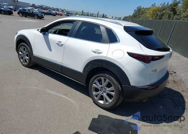 3MVDMBCL8NM407395: 42640880