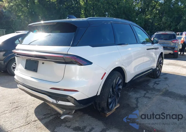 5LMPJ8KAXRJ875344: 42640040