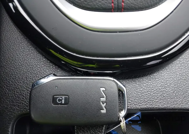 3KPF44AC5RE790754: 42640099