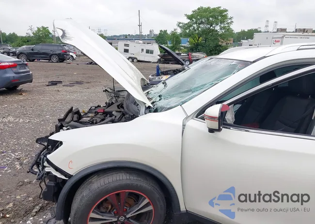 JN8AT2MV2KW394439: 42640104