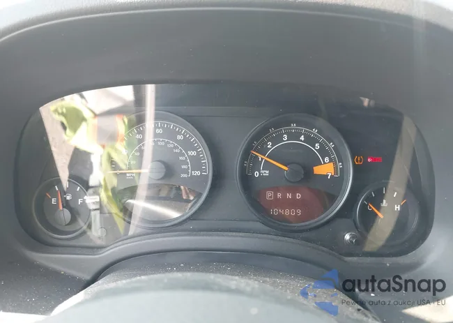 1C4NJRBB2GD566203: 42640157