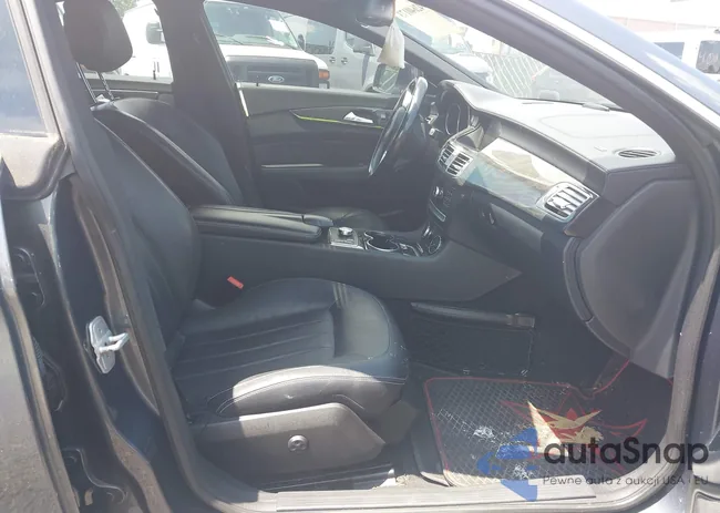 WDDLJ9BB1EA122953: 42640173