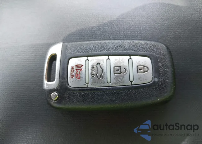 KMHGC4DD3CU206674: 42640186