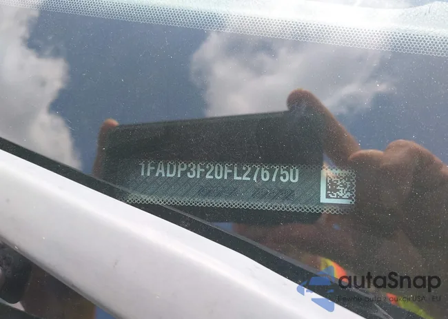 1FADP3F20FL276750: 42640195