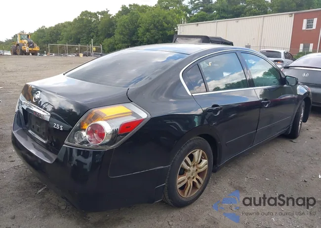 1N4AL2AP2CC142328: 42640225