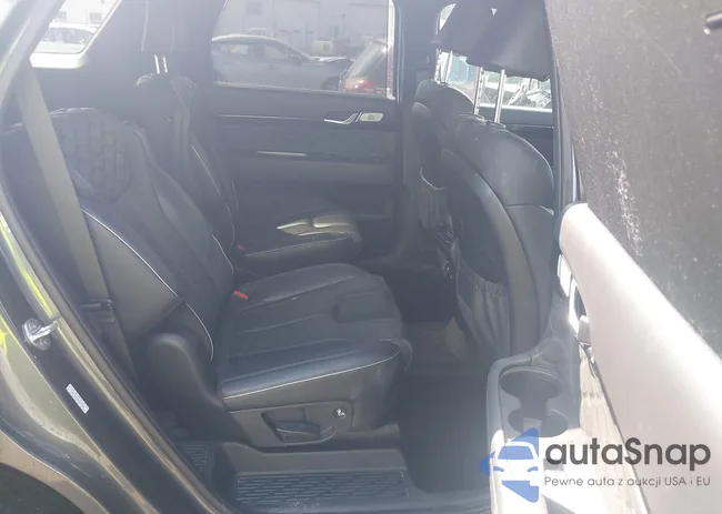 KM8R74HE4NU373936: 42640241