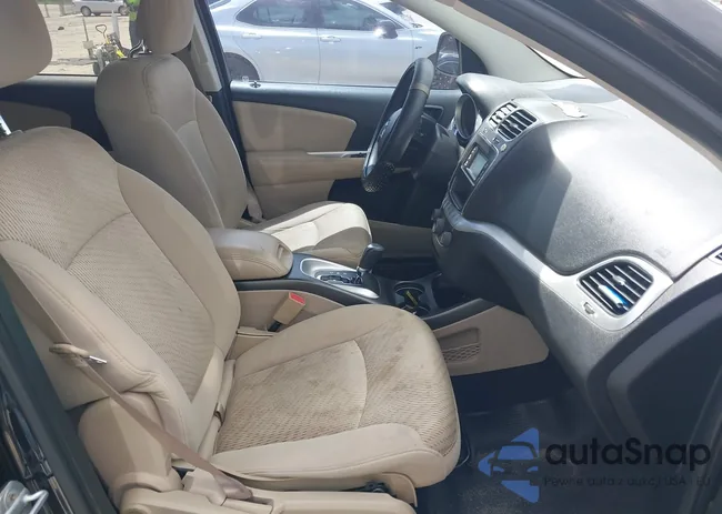 3C4PDCBG4CT180718: 42641368