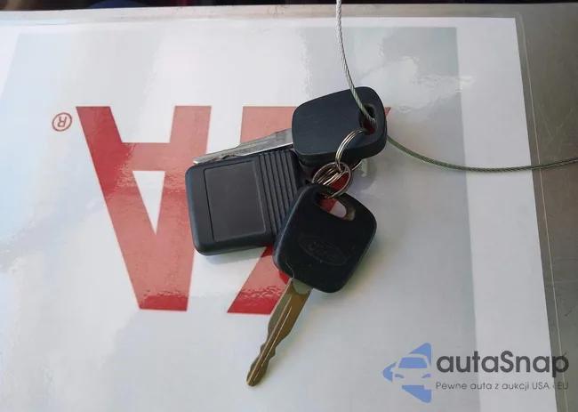 1FTRX07L42KB68525: 42641628