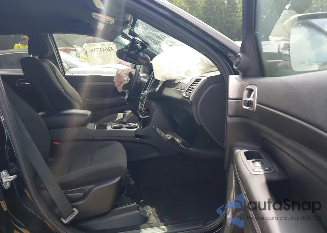 1C4RJFAG9JC170277: 42641738