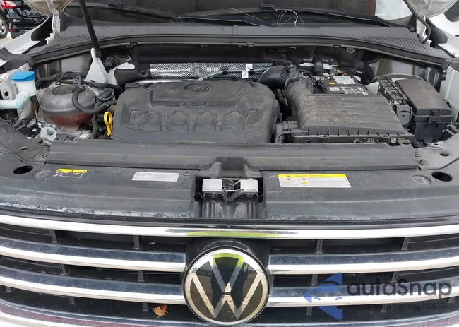 3VV1B7AX6NM070790: 42641828