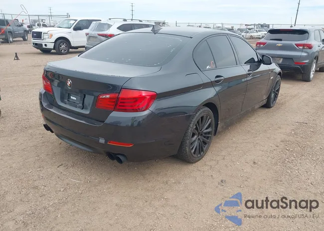 WBAFR9C53BC618293: 42641838