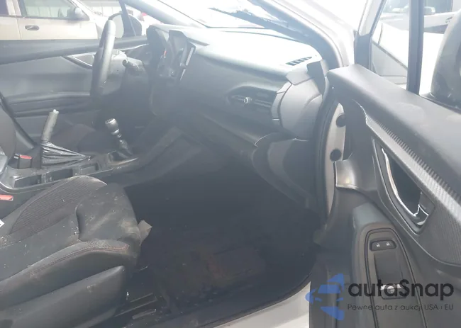 JF1VBAH68R9811803: 42641119