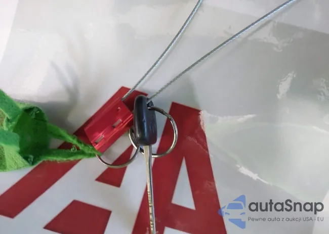 1NXBR32E04Z266279: 42641153