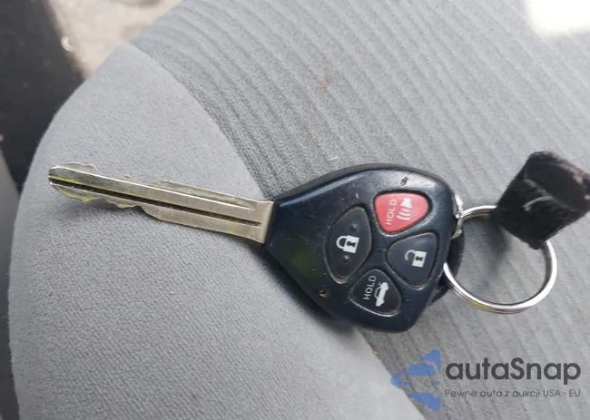 2T1BU4EEXCC797571: 42641160