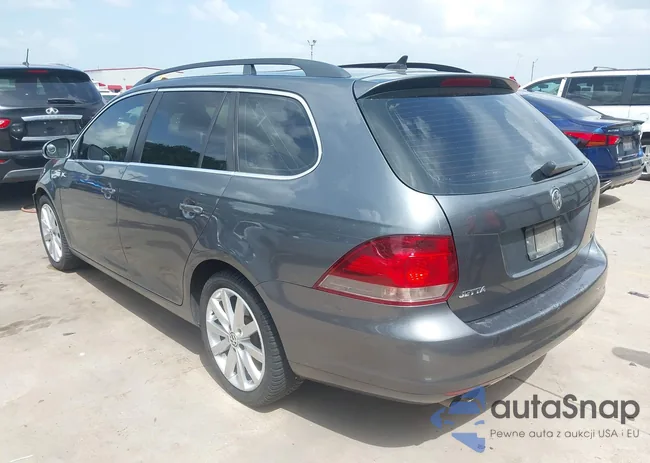 3VWPL7AJ8BM635499: 42641247