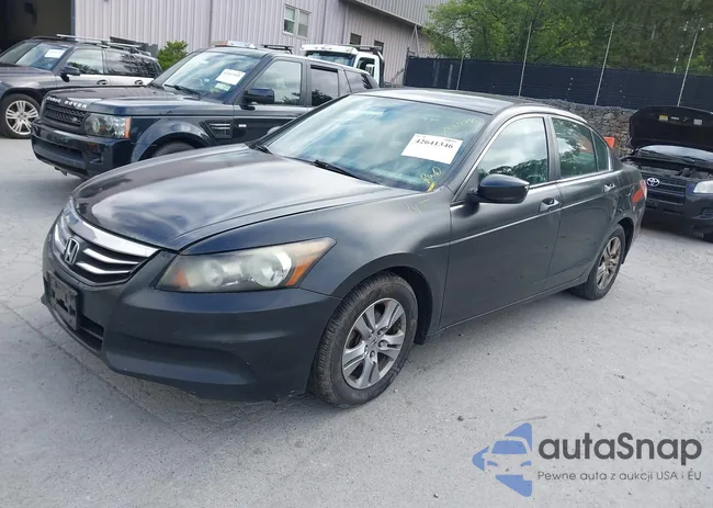 1HGCP2F6XCA134613: 42641346