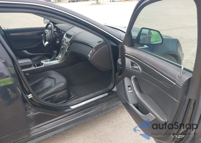 1G6DM5E37C0144710: 42642745