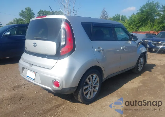 KNDJP3A5XJ7608080: 42642815