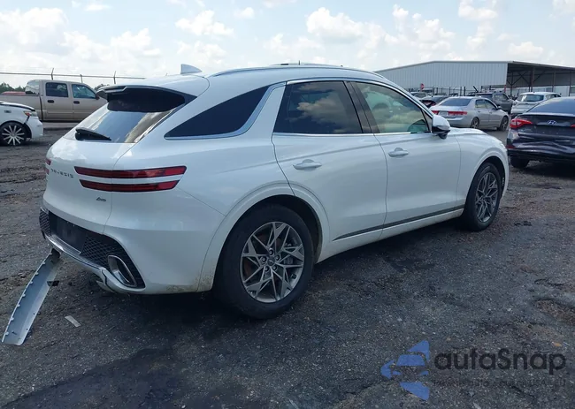 KMUMADTB8SU213077: 42642854