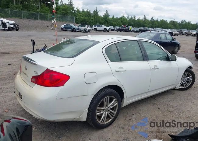 JN1CV6AR0CM973717: 42642939