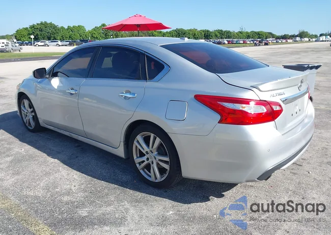 1N4BL3APXHC190404: 42642049