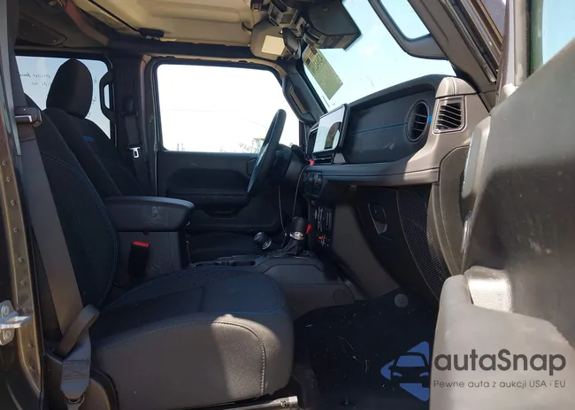 1C4RJXR68SW575547: 42642290