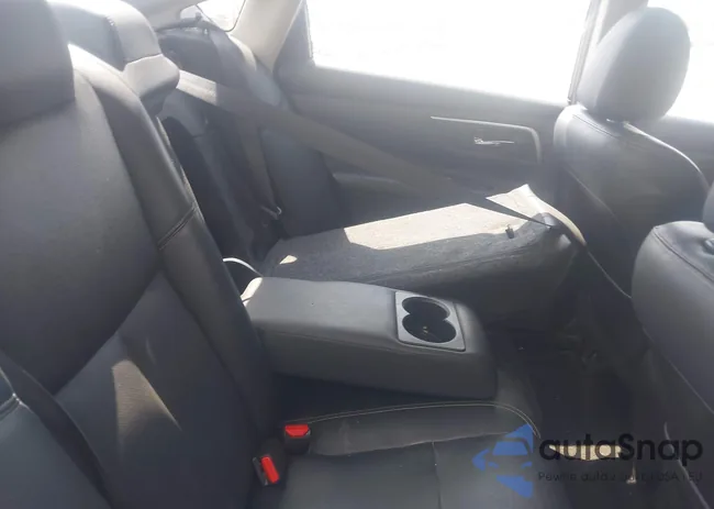 1N4AL3AP2JC195131: 42642347