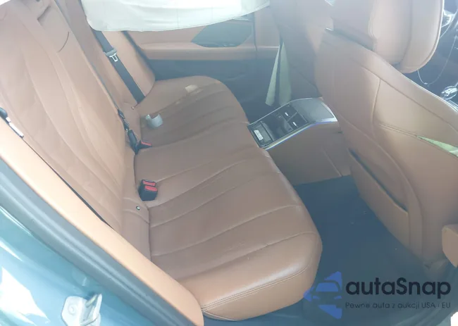 WBAGV2C06MCG05197: 42643511