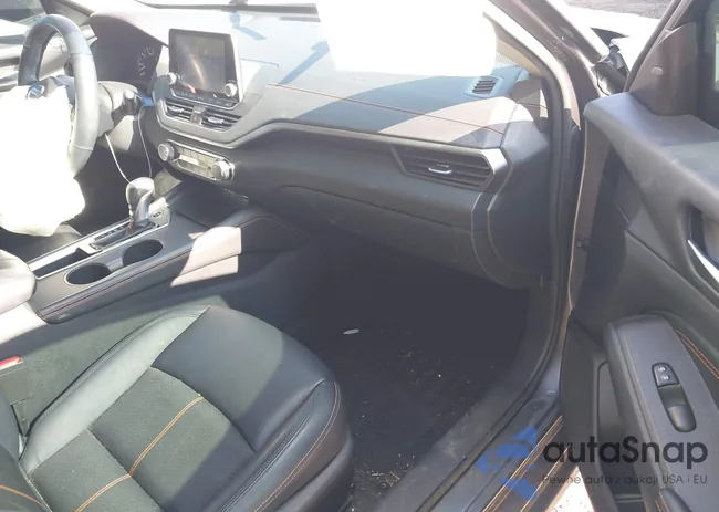 1N4BL4CV0MN369762: 42643593