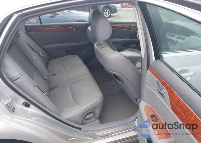 4T1BK36B06U073668: 42643883