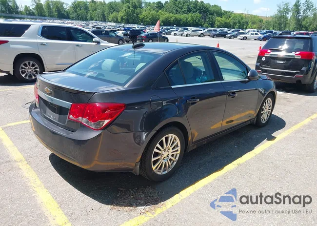 1G1PJ5SB9G7132529: 42642988