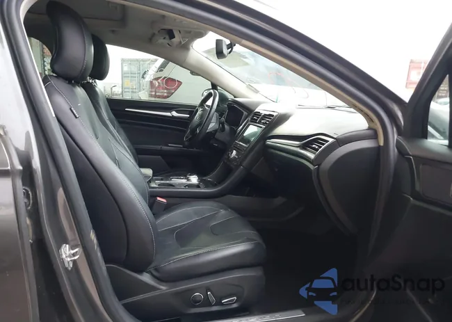 3FA6P0K97HR130375: 42644795