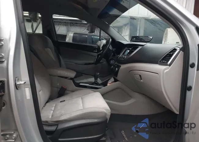 KM8J33A41GU089459: 42644885