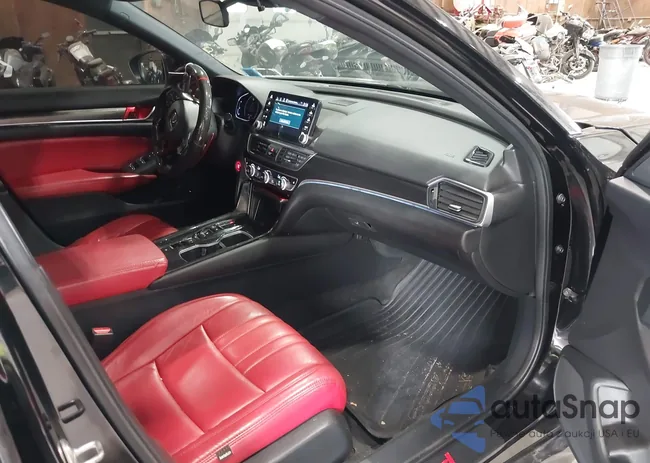 1HGCV2F35LA025083: 42644929