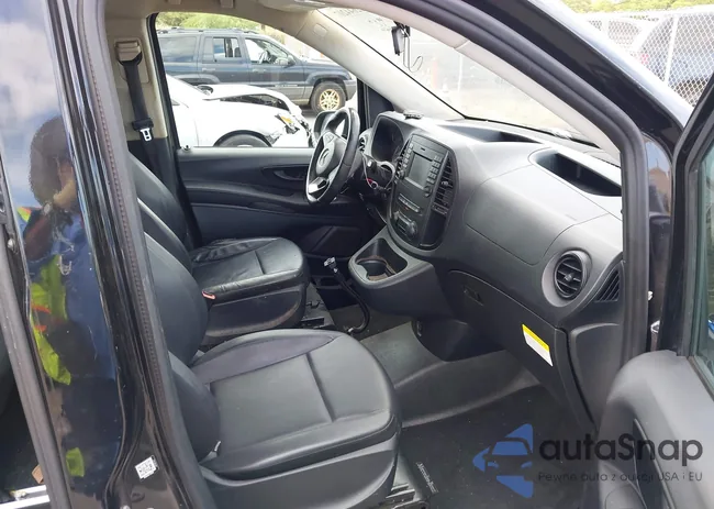 WD4PG2EE2J3492577: 42644207