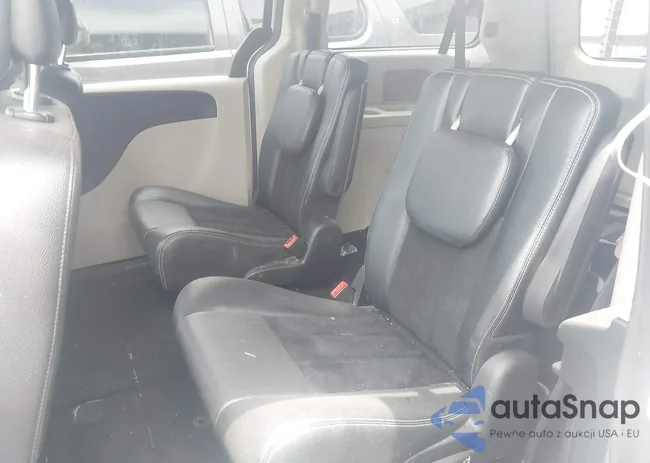 2C4RDGCG5FR685544: 42645431