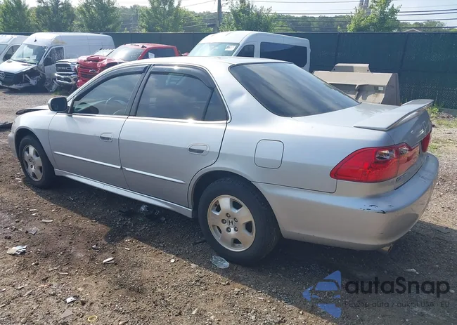 1HGCG16562A081795: 42645443