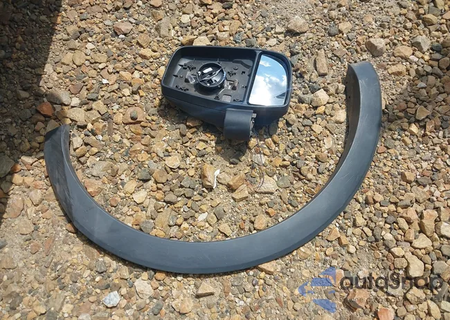 1FBAX2XM0FKB08253: 42645570