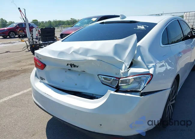 1G1ZD5ST8JF286638: 42645775