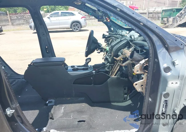 3GNKBCRS9MS562185: 42644975