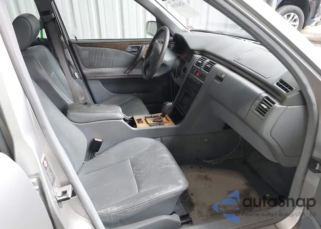 WDBJF65J42B492710: 42645249