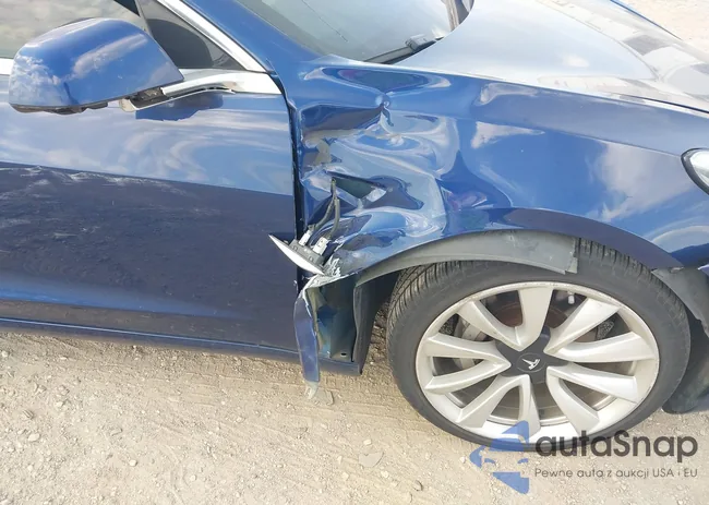 5YJ3E1EA4JF013682: 42646404