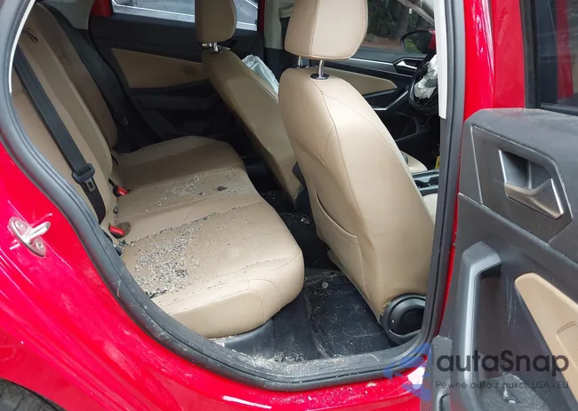 3VWC57BU2KM243197: 42646558