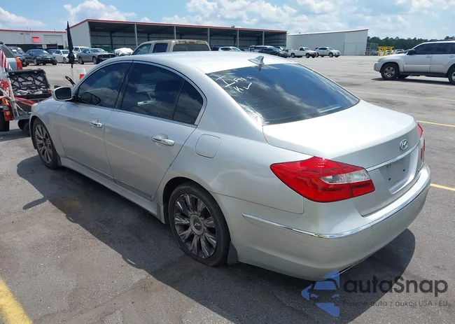 KMHGC4DF0CU206780: 42646622